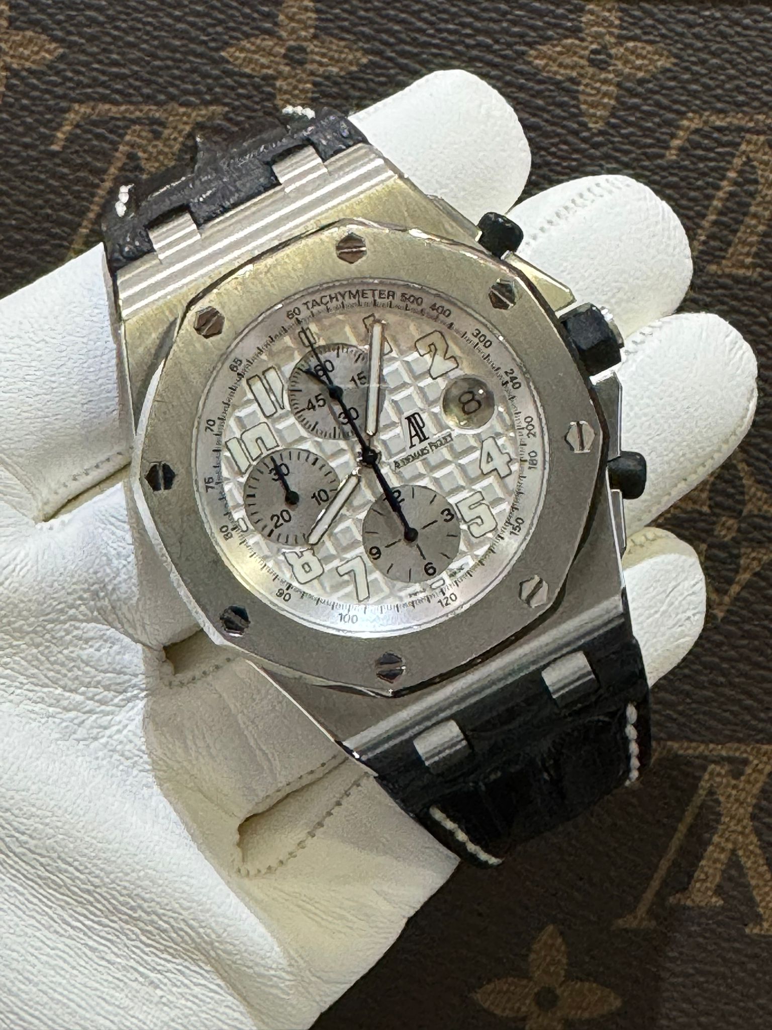 AUDEMARS PIGUET ROYAL OAK OFFSHORE CHRONOHRAPH  AÑO 2005 CAJA Y DOCUMENTACIÓN